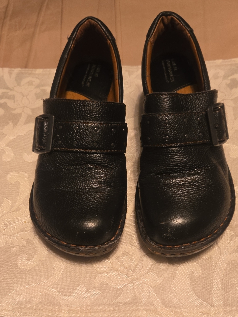 Great Northwest Black Leather Clogs Size 8M